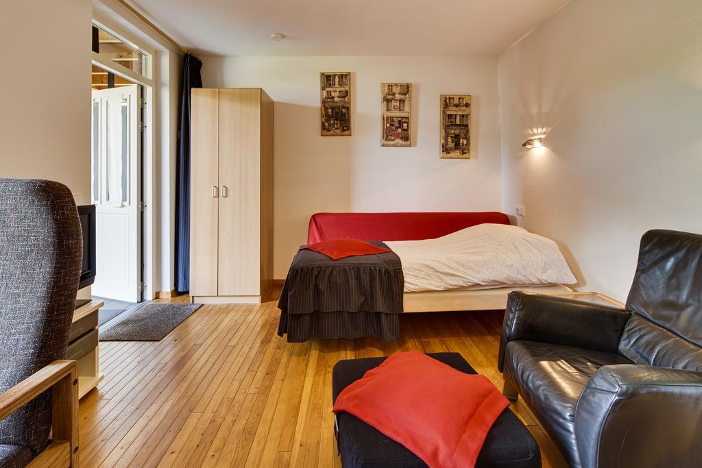 Lokven Hoeve Vinkel Exterior foto